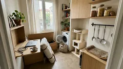 Come si vive davvero in 8 m² (con un gatto): costi bassi, routine essenziale e compromessi inevitabili